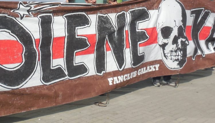 Holstein Kiel ve St. Pauli, el ele Birinci Lig’e – Bundesliga’ya çıktılar
