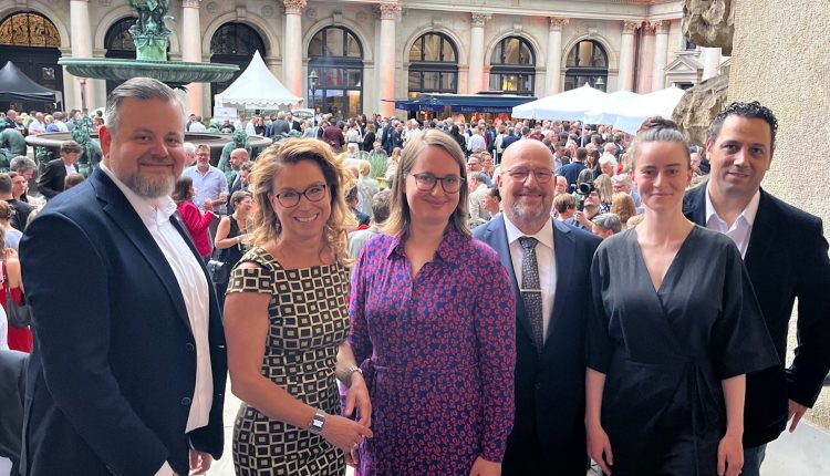 Hamburg Parlamentosu Yaz Festivalinde 1200 davetli ağırladı