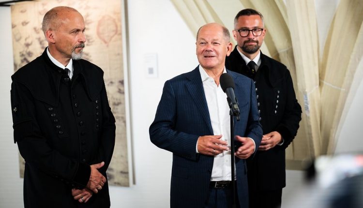 Scholz, Avrupa’nın En Büyük Lityum Projesi İçin Sachsen’i Ziyaret Etti
