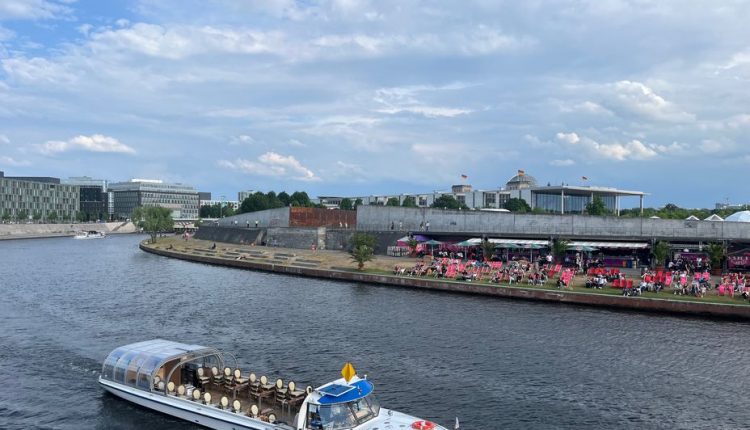 Berlin’den Dijital Vatandaşlık Hizmetleri İçin Yeni Kampanya: “Online’da Daha Fazlası Mümkün!”
