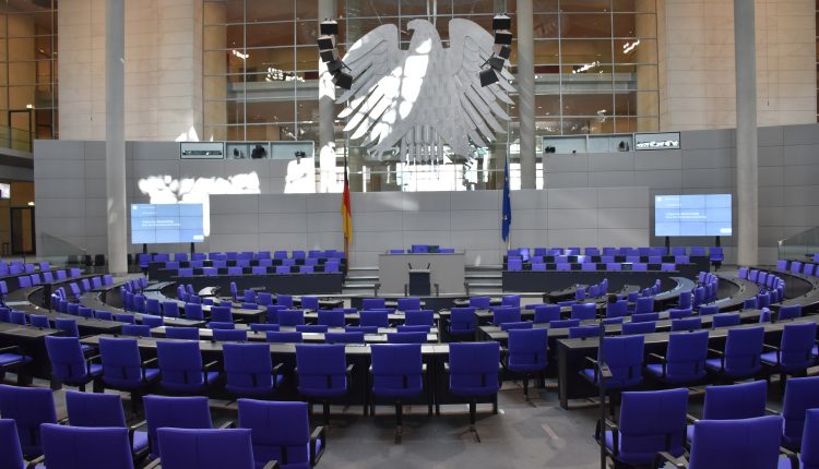 Bundestag „Zustrombegrenzungsgesetz“e (Göç Akışını Sınırlama Yasası) Geçit Vermedi