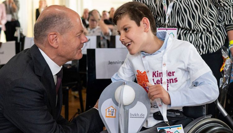 Scholz, ‘Hiç kimse engelliliği nedeniyle dezavantajlı duruma düşürülemez‘