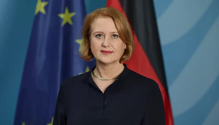 Federal Yaşlılar Bakanı Paus “Yaşlılar, Toplumumuzun Temelidir”