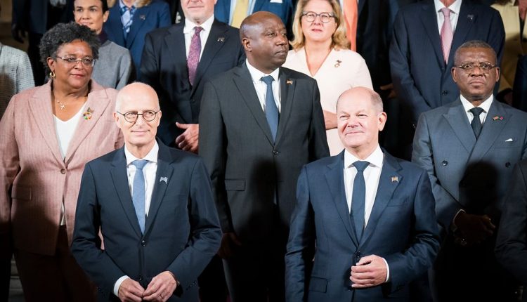 Scholz ve Tschentscher, Hamburg’da Sürdürülebilir Gelecek İçin Bir Araya Geldi