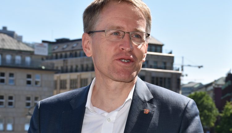 Schleswig-Holstein Başbakanı Günther: „Kültürel çeşitliliğimizle gurur duyuyoruz“
