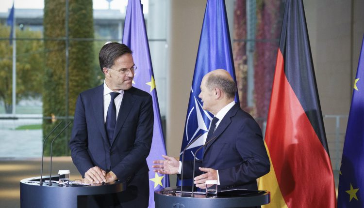 Almanya Başbakanı Scholz, NATO Yeni Genel Sekreteri Rutte’yi Berlin’de Ağırladı