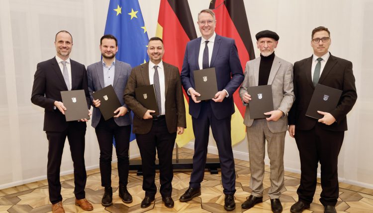 „Rheinland-Pfalz’da İslam Toplulukları ile Tarihi Anlaşma“
