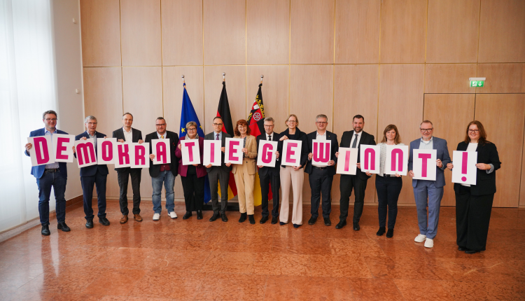 Rheinland-Pfalz’da Demokrasi Güçlendirme Anlaşması