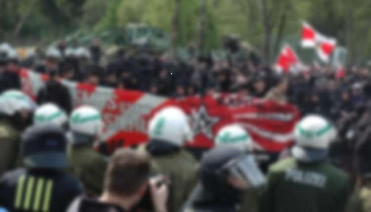Çocuklar ve Gençler Arasında Aşırılık Eğilimi Artıyor