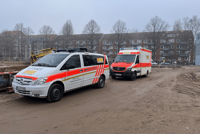 Brandenburg’da Ambulans Hizmeti Krizinde Anlaşma Sağlandı: 112 Acil Çağrı Ücretsiz Kalıyor