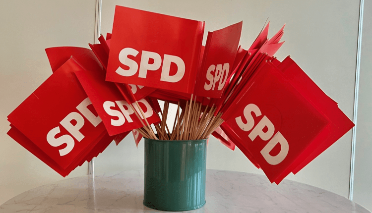 SPD-Mitglieder stimmen Koalitionsvertrag mit Grünen in Hamburg zu -SPD’li Üyeler Hamburg’da Yeşiller ile Koalisyon Anlaşmasına Onay Verdi