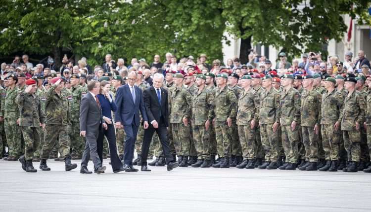 Deutsche Bundeswehr-Brigade offiziell in Litauen stationiert- Alman Tugayı Litvanya’da Göreve Başladı