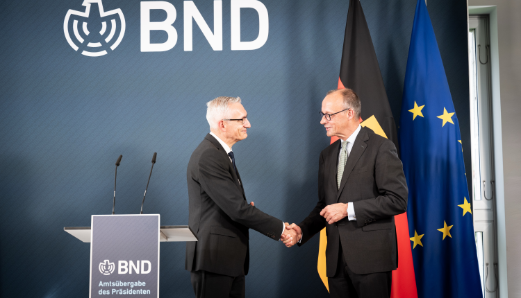 „Martin Jäger wird neuer BND-Präsident“/ “BND’nin Yeni Başkanı Martin Jäger”