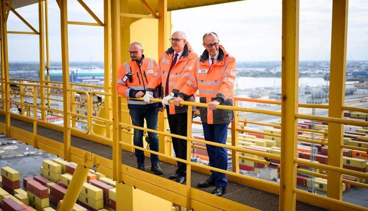 Merz: Bremerhaven ist für den Welthandel unverzichtbar/ “Bremerhaven Küresel Ticaret İçin Vazgeçilmez”