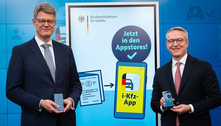 i-kfz-App gestartet: Der Fahrzeugschein wird digital/               i-kfz ile araç ruhsatı artık dijital!