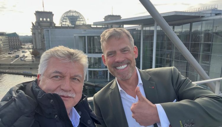 Mein Praktikum im Bundestag – Der politische Alltag/ Bundestag’daki Stajım – Siyasi Günlük Hayat