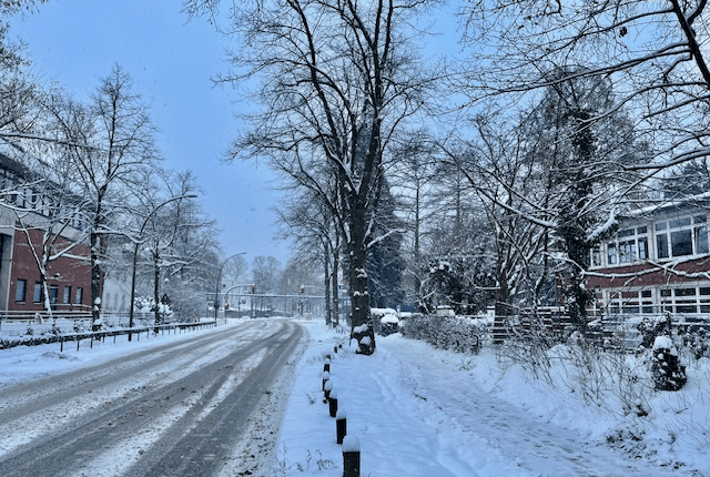 Achtung! Gehweg nicht geräumt: Bis zu 50.000 € Bußgeld/Temizlemeyen Yandı: 50 Bin Avro Ceza Kapıda