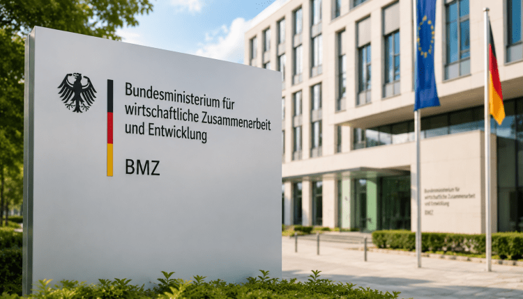Tag der offenen Tür im Entwicklungsministerium in Bonn/Kalkınma Bakanlığı kapılarını halka açıyor