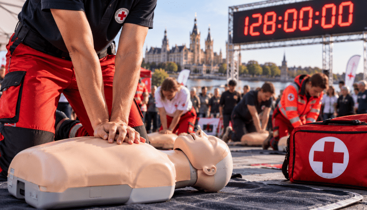 Schwerin holt mit 128 Stunden Wiederbelebung den Weltrekord/ 128 saatlik kalp masajıyla dünya rekoru